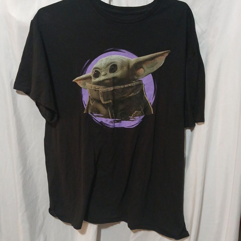 Star Wars Baby Yoda Black T-shirt Men's XLarge